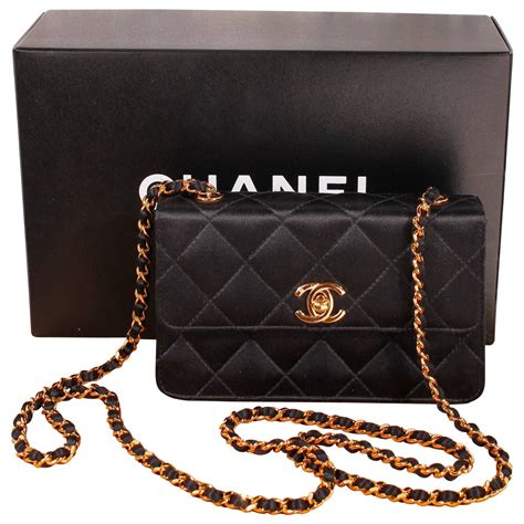 vinatge chanel clutch